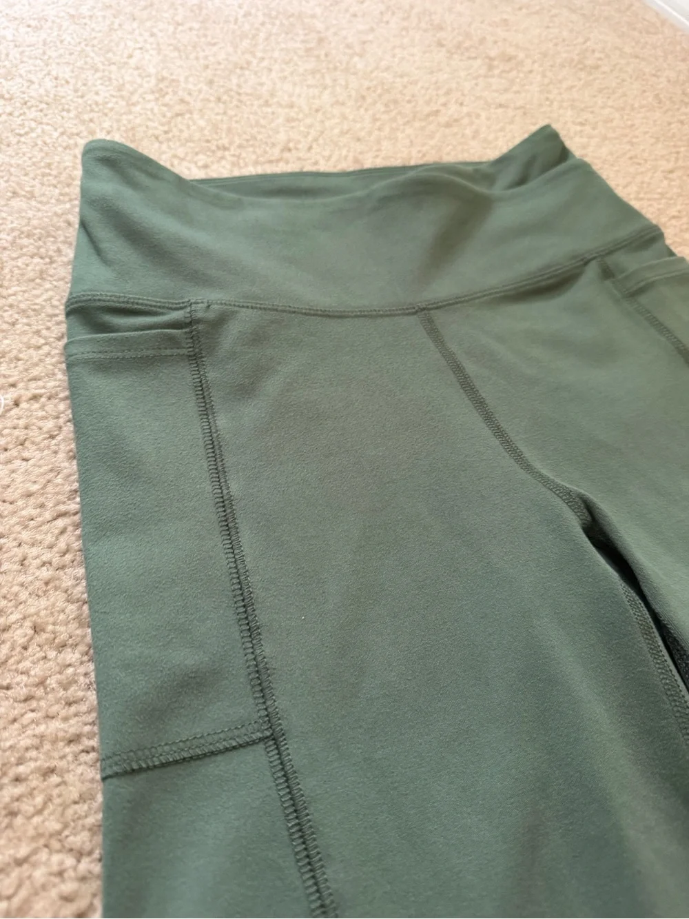 High-Waist Green Women's Biker Shorts